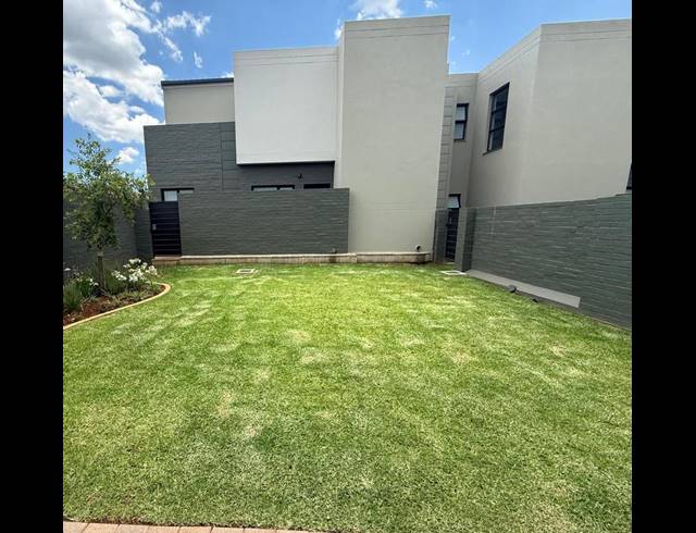 3 BEDROOM PROPERTY TO RENT IN MIDSTREAM MEADOWS